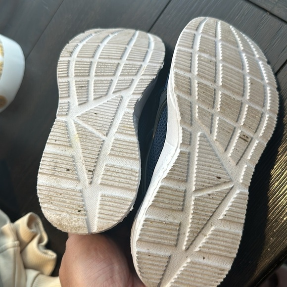 Navy Blue Toe Slip On Sneakers Kids Size 12 - Picture 5 of 5